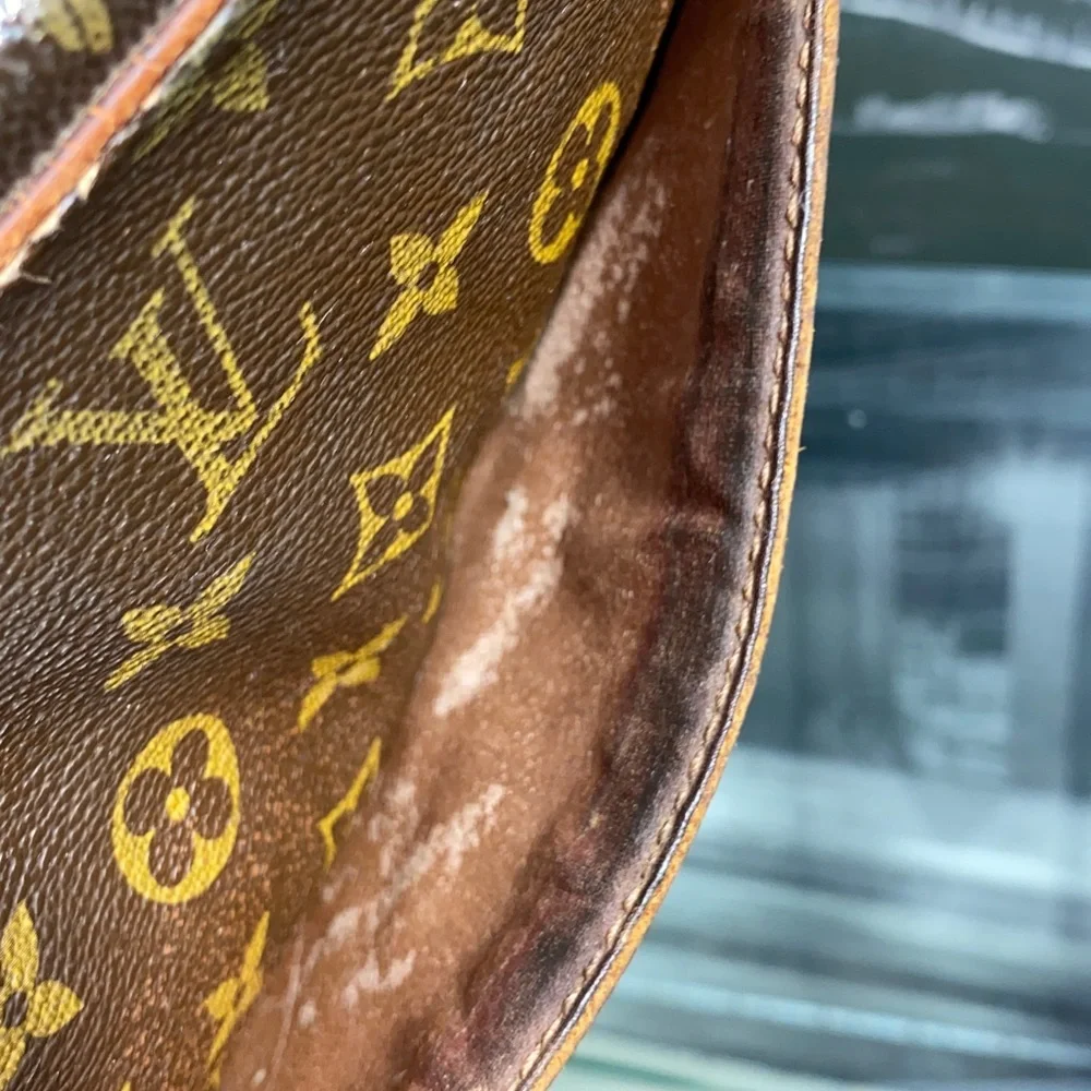 Authentic Louis Vuitton Vintage Monogram Compiegne Cosmetic Clutch Bag
